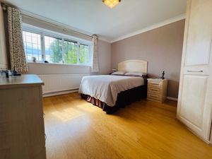 Photo 31- click for photo gallery